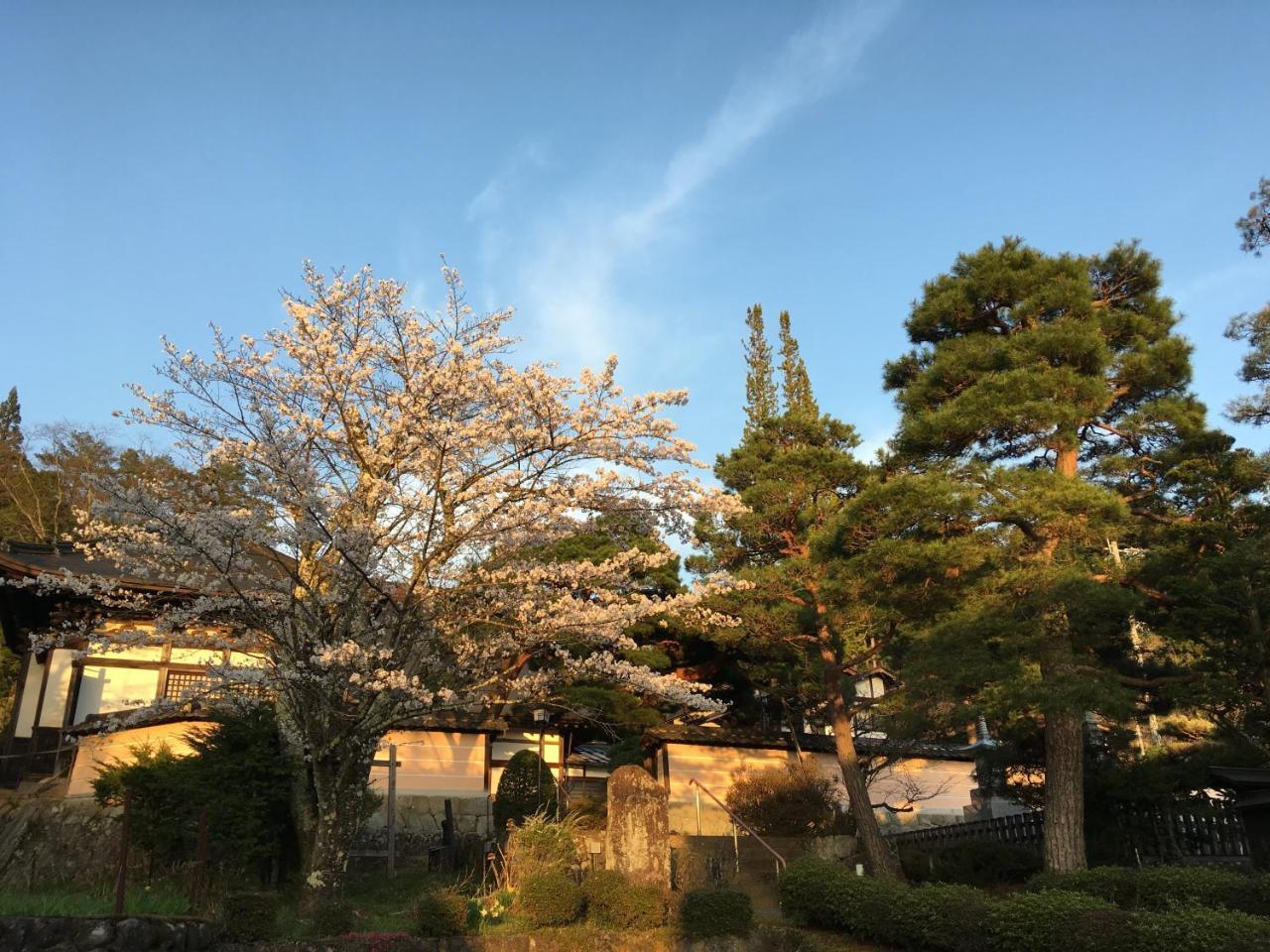 Hotel Fuji House Takayama  Exterior foto